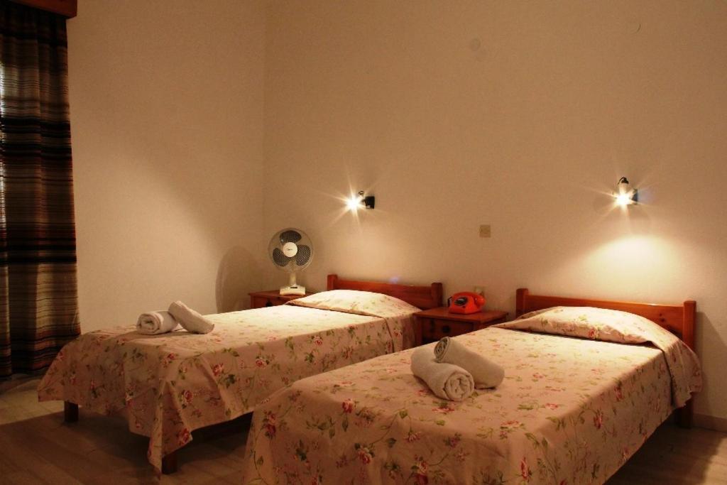 Violetta Lejlighedshotel Chora Eksteriør billede
